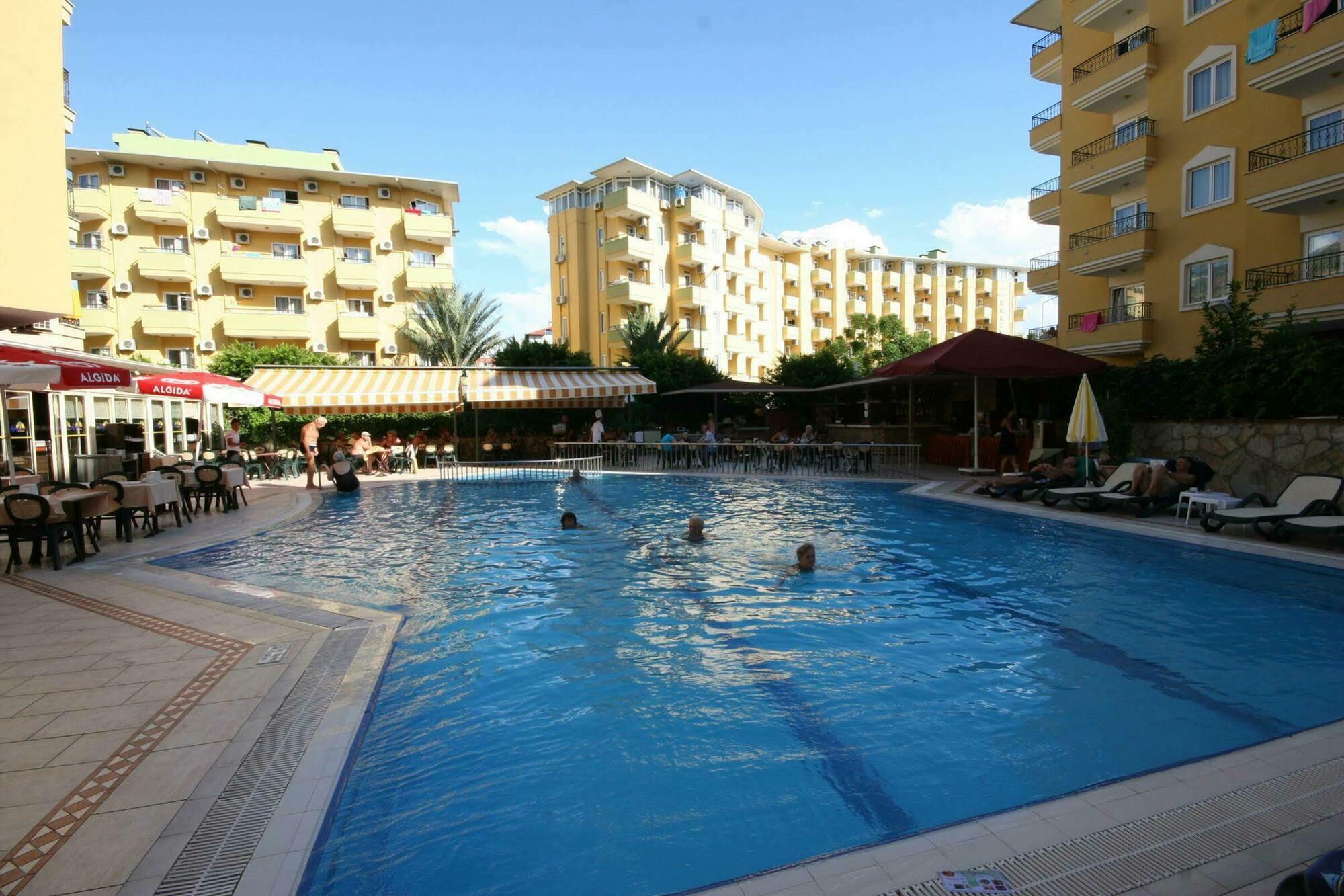 Kleopatra Royal Palm Resort Alanya