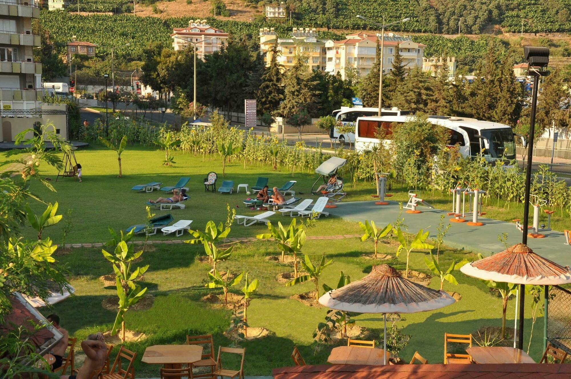 Kleopatra Royal Palm 4* Alanya