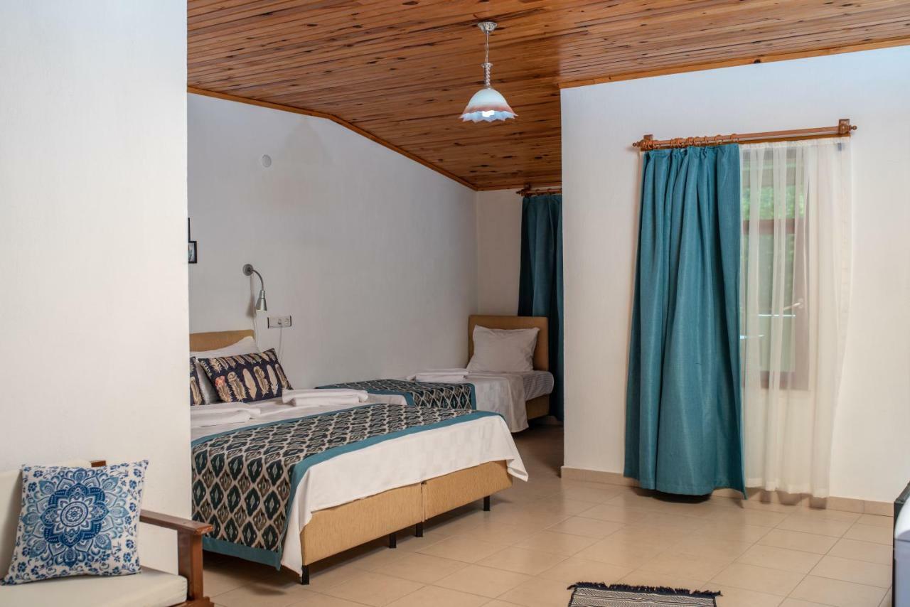Hotel San Simon *