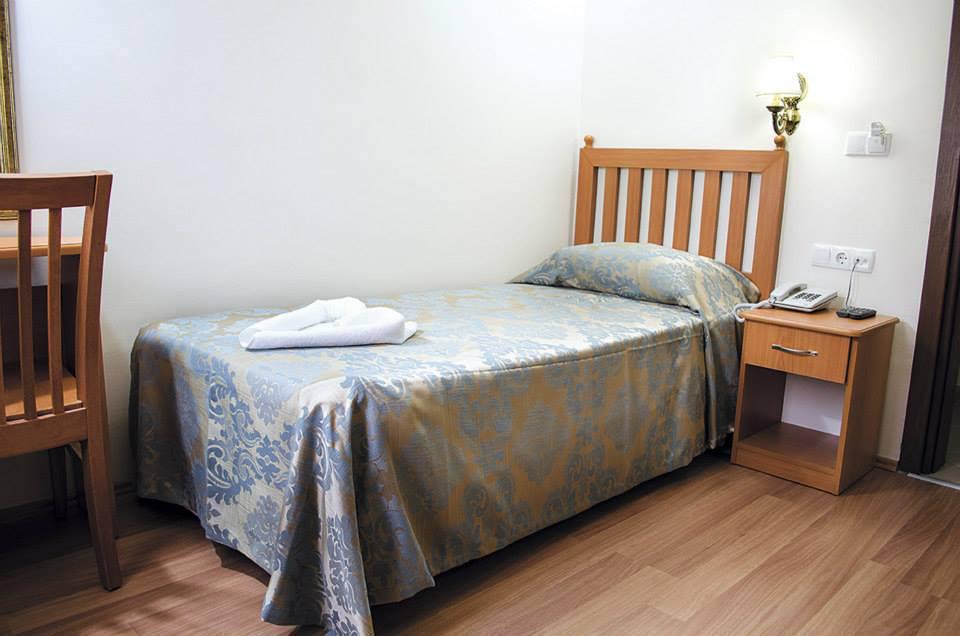Hotel Ave Maria 2*