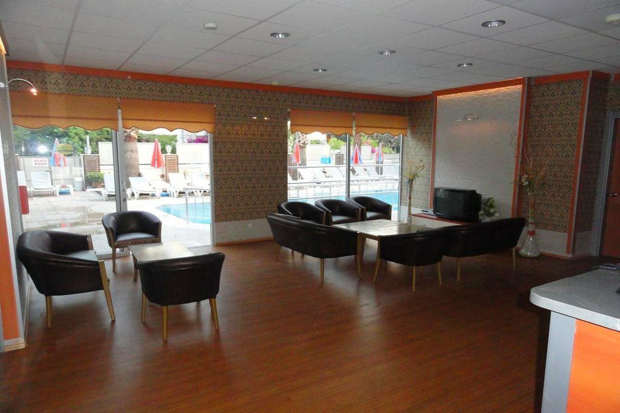 Ercan Bed & Breakfast Icmeler