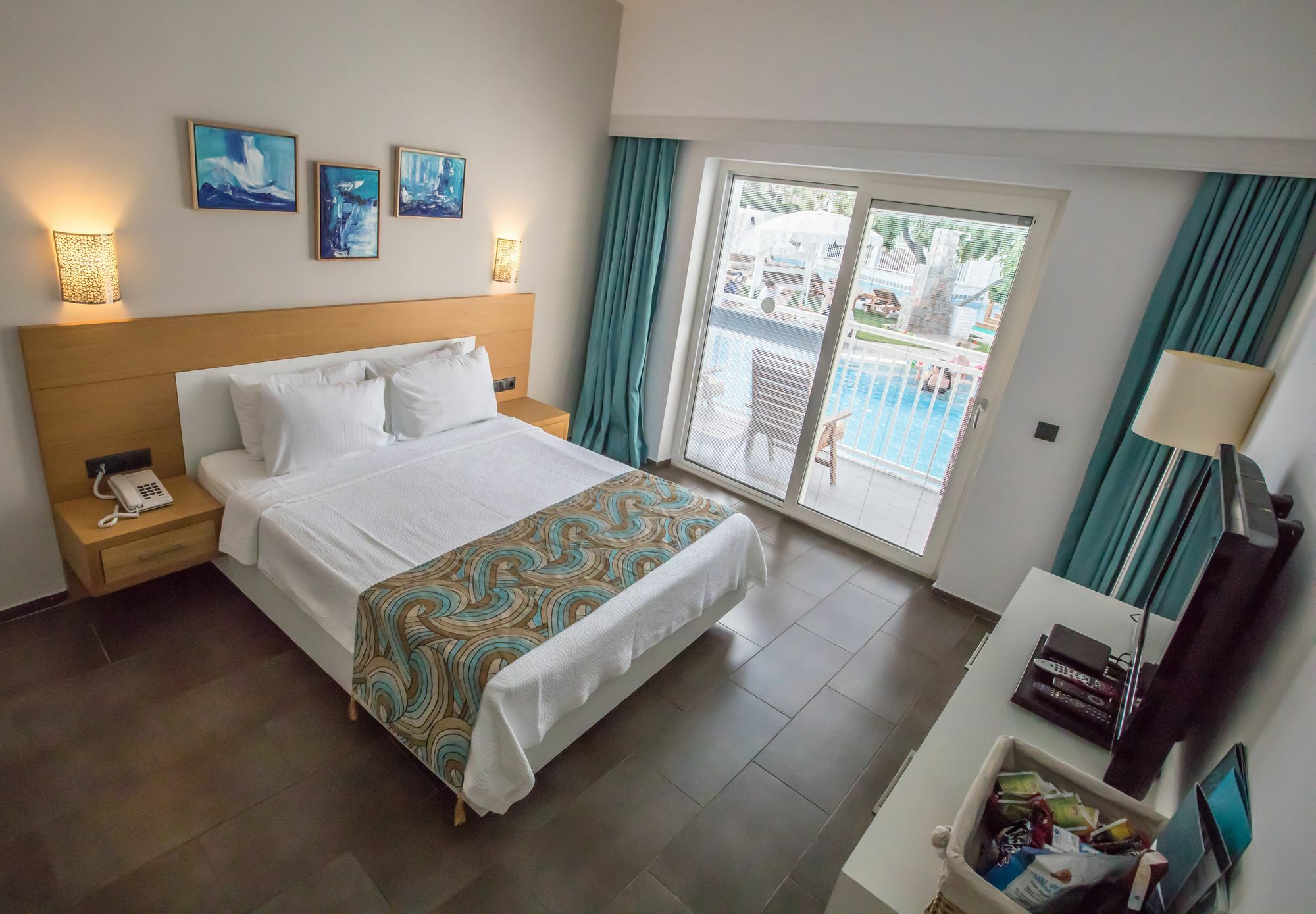Mozaik Hotel 2*