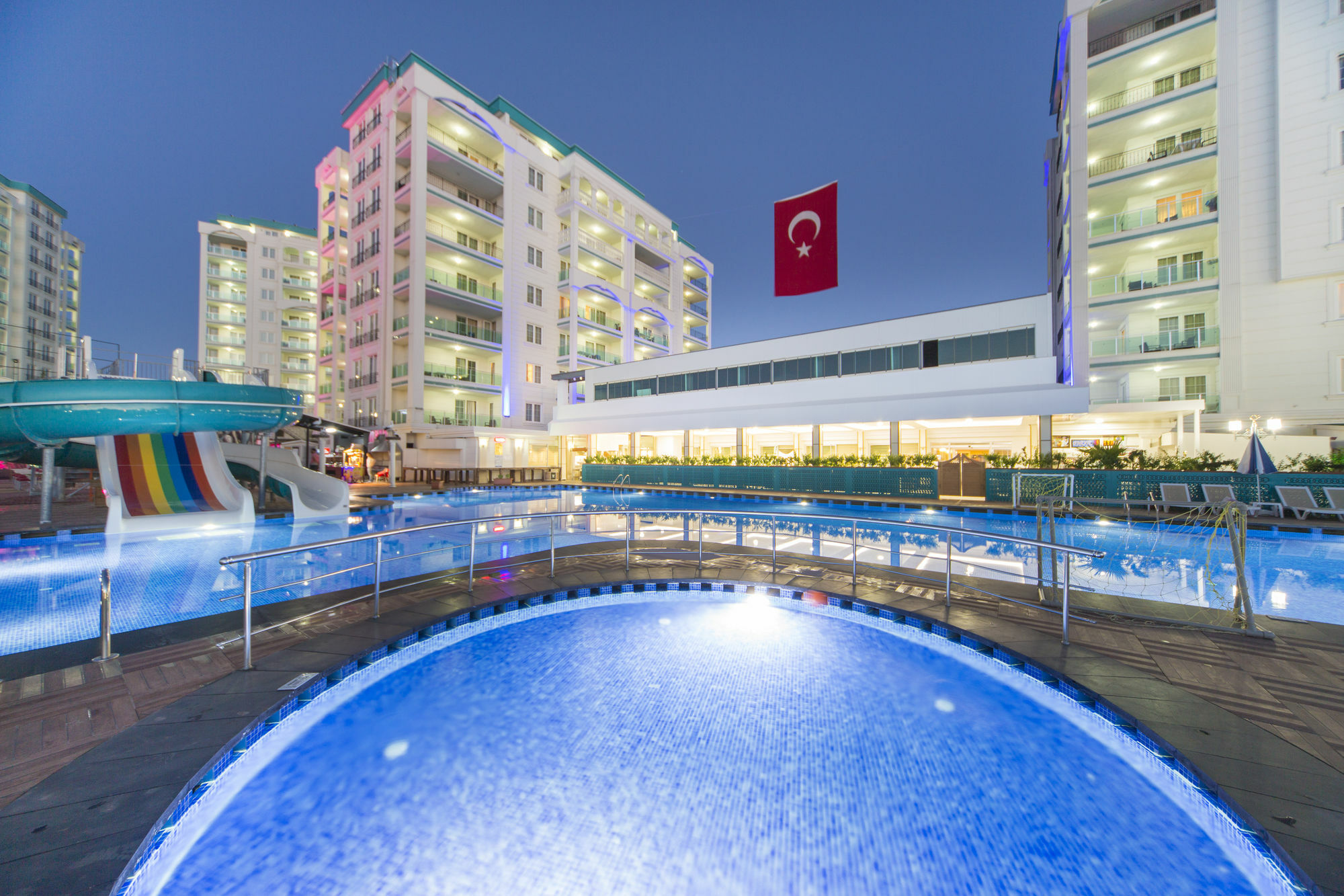 Hotel Modern Saraylar 4*