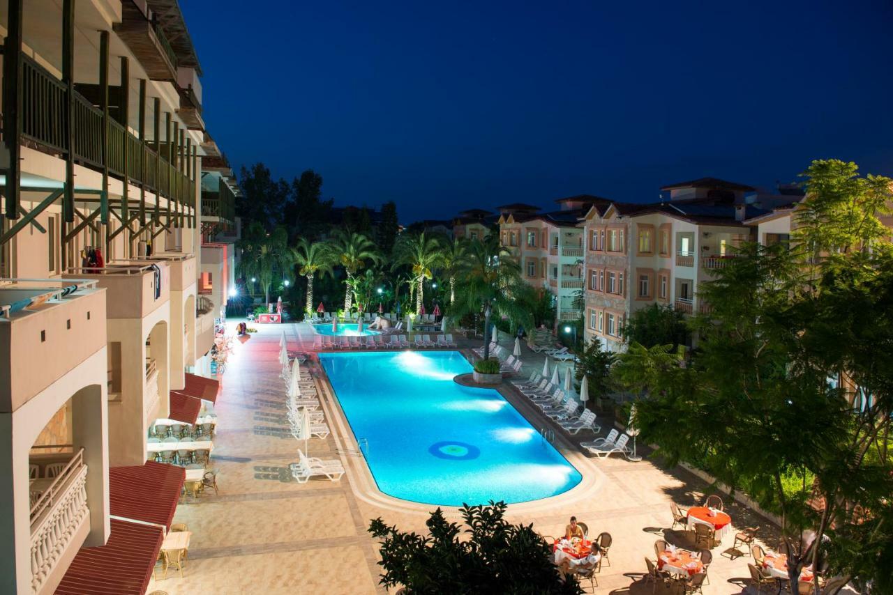 Hotel Side Village Hotel