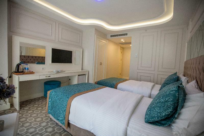 Hotel Palde & 4*