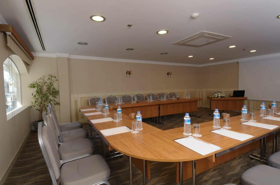 Hotel Taksim Gonen 4*