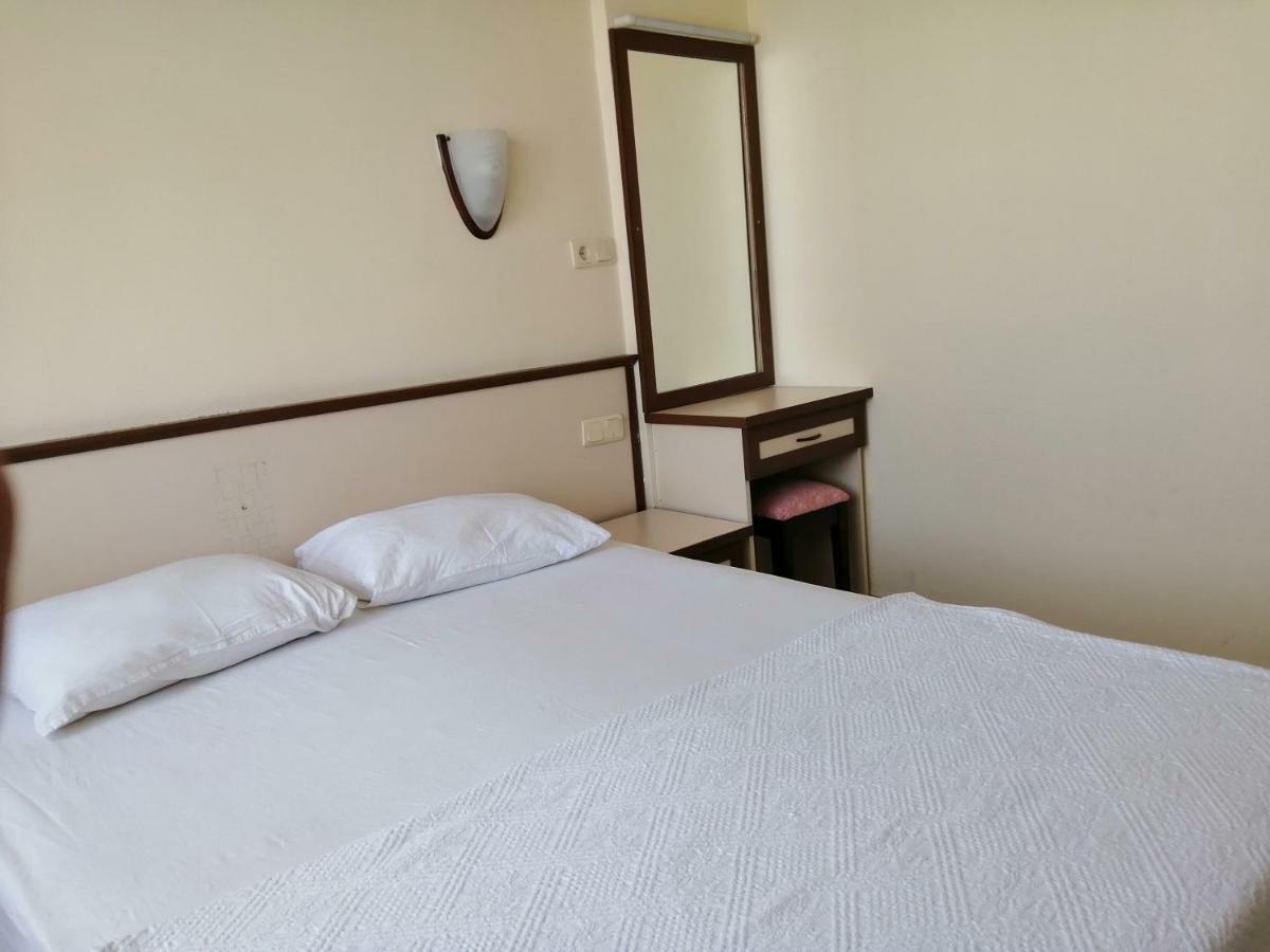 Oya Family Aparthotel 3*