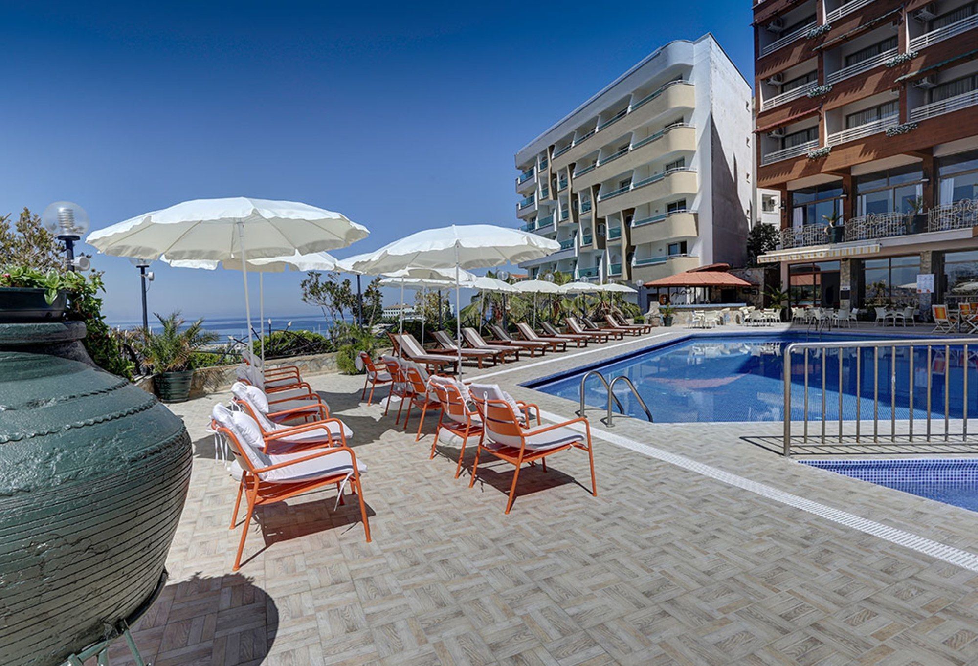 Hotel Suhan Seaport 4*