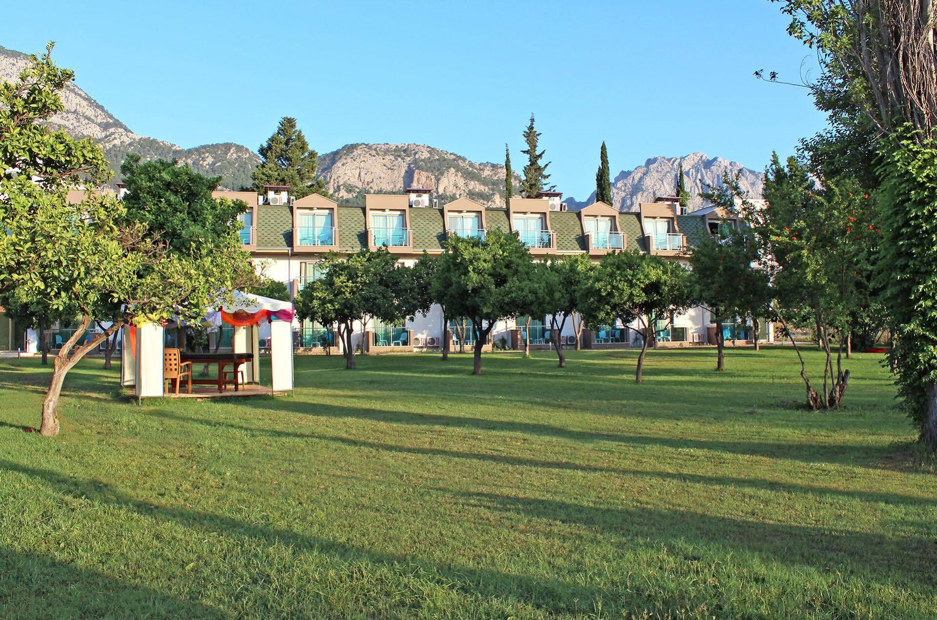 Monna Roza Garden Hotel Kemer