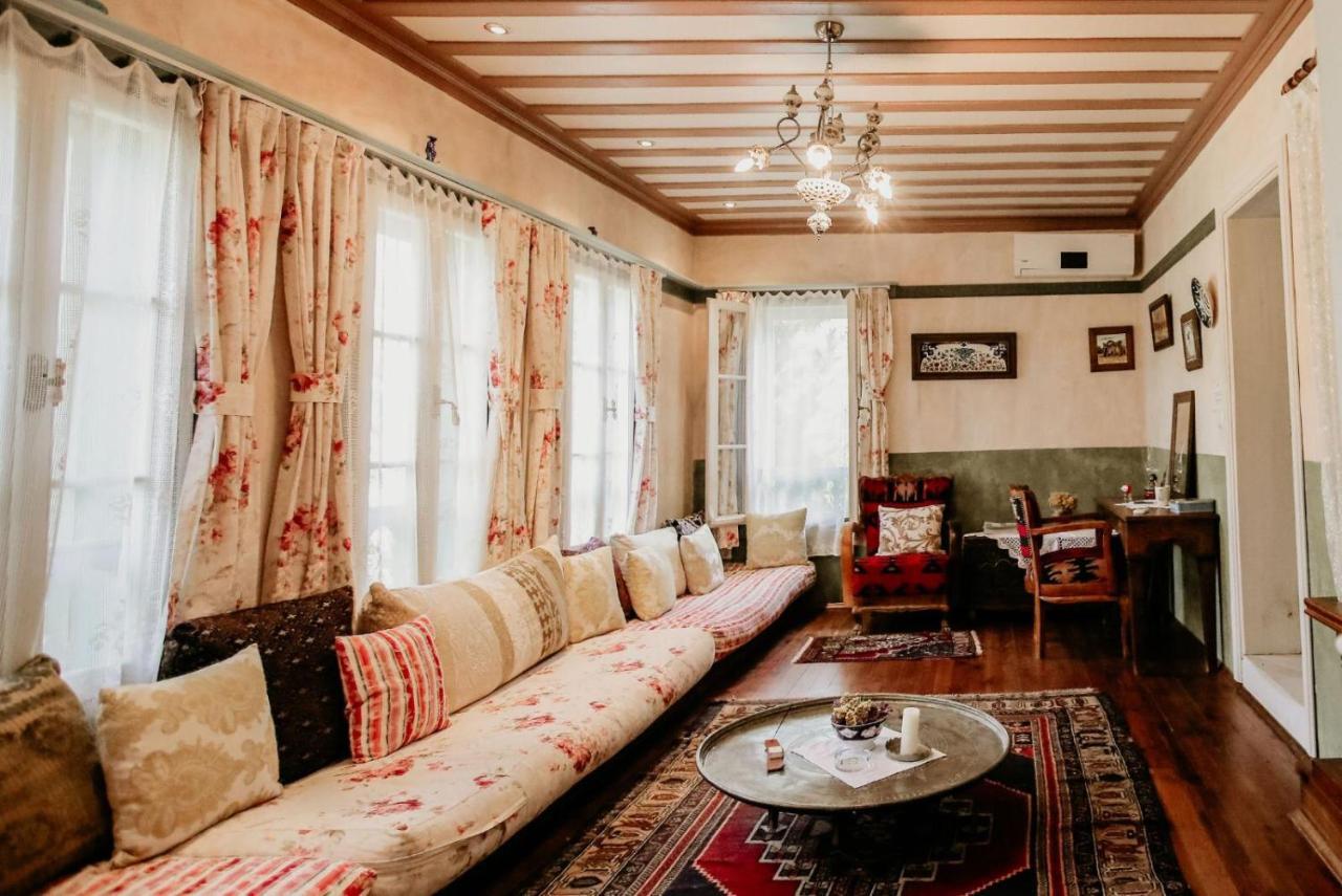 Hotel Nisanyan 3*