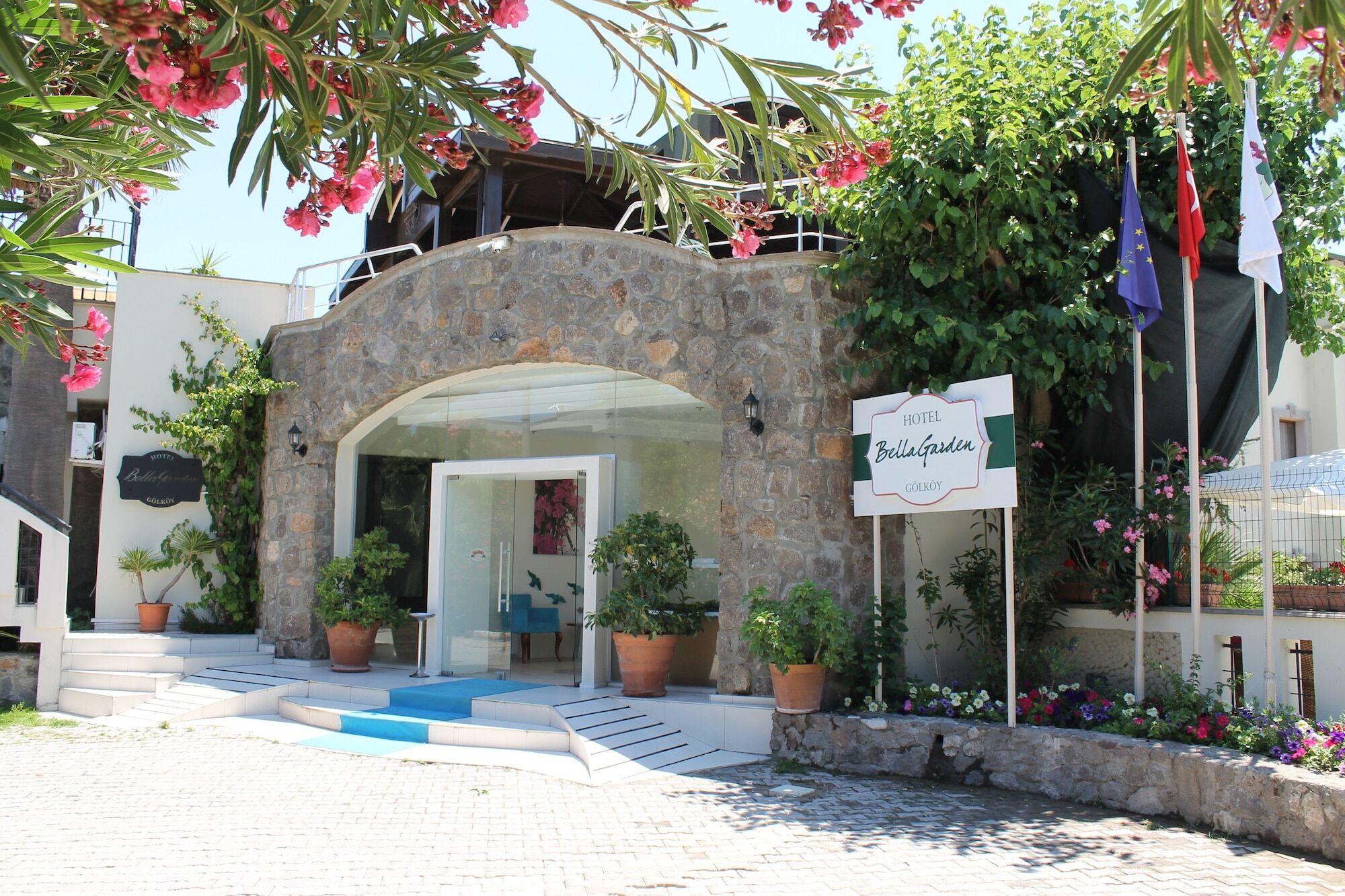 Bella Garden
