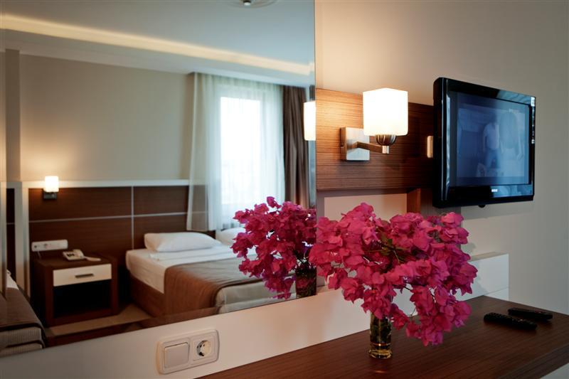 Hotel Venessa 4*