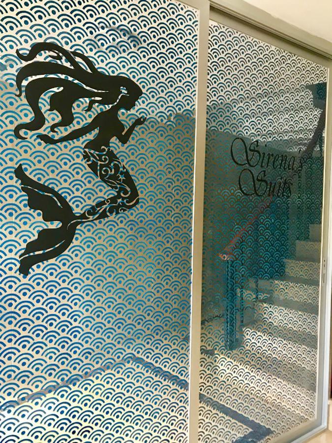 Sirena's Guest house *