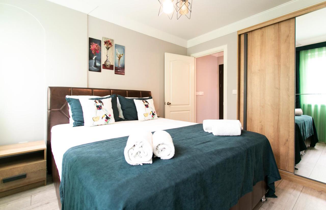 Sirena's Guest house *