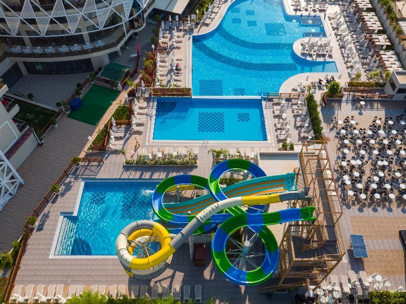 Crown Sunshine Ultra 5* Side
