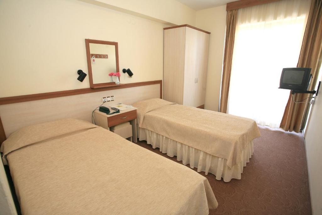 Saturn Hotel Kusadasi