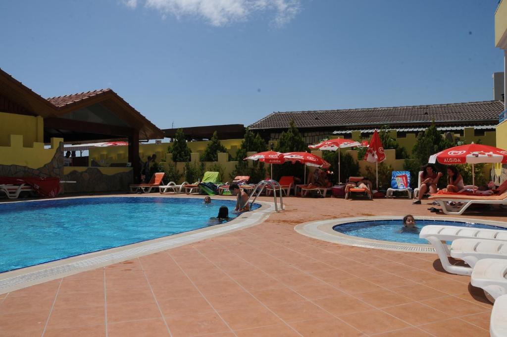 Sun Flower Aparthotel