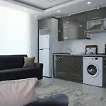 Yildiz Apart