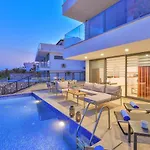 Villa Dream 10