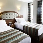 Grand Halic Goldenhorn