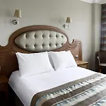 Grand Halic Goldenhorn