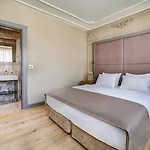 Taksim Premium Hotel
