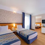 Porto Bello Hotel Resort & Spa