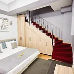 Unique Suite Hotel