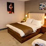 Vita Suites Karakoey