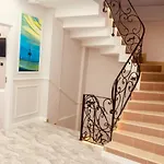 Hodegon Suite Hotel