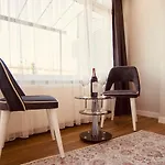 Hodegon Suite Hotel