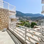 Kalkan Saray Suites Hotel (Adults Only)