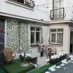 Palazzo Old City Hotel & Spa