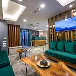 Bizim Hotel