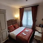 Sphendon Hotel