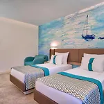 Pirate\'S Beach Club