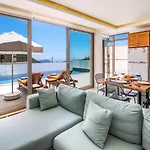 Villa 2 Sleeps 4 Isolated Honeymoon-Villa Sardunya