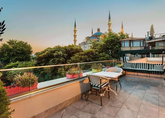 Obelisk Hotel & Suites