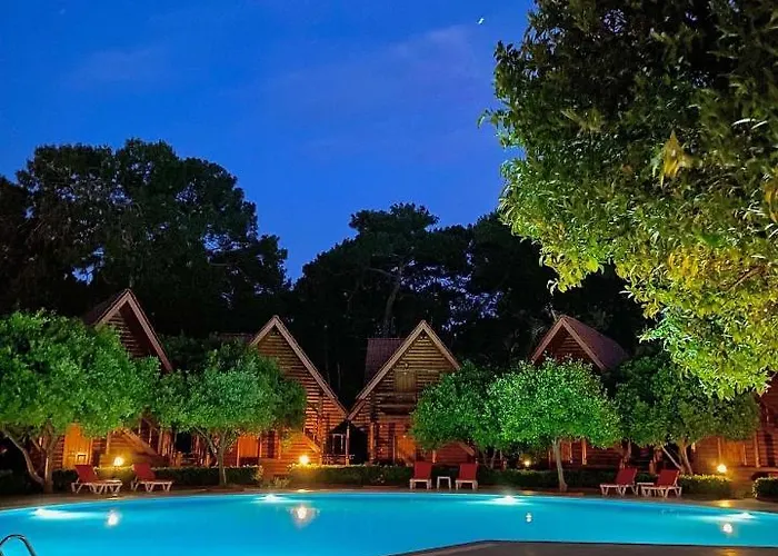 Woodline Hotel