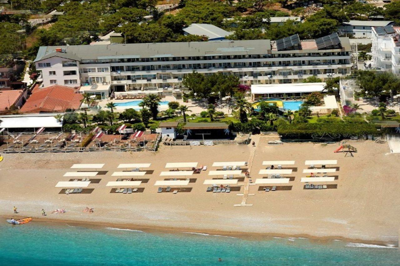 Aquabella Beach 4*