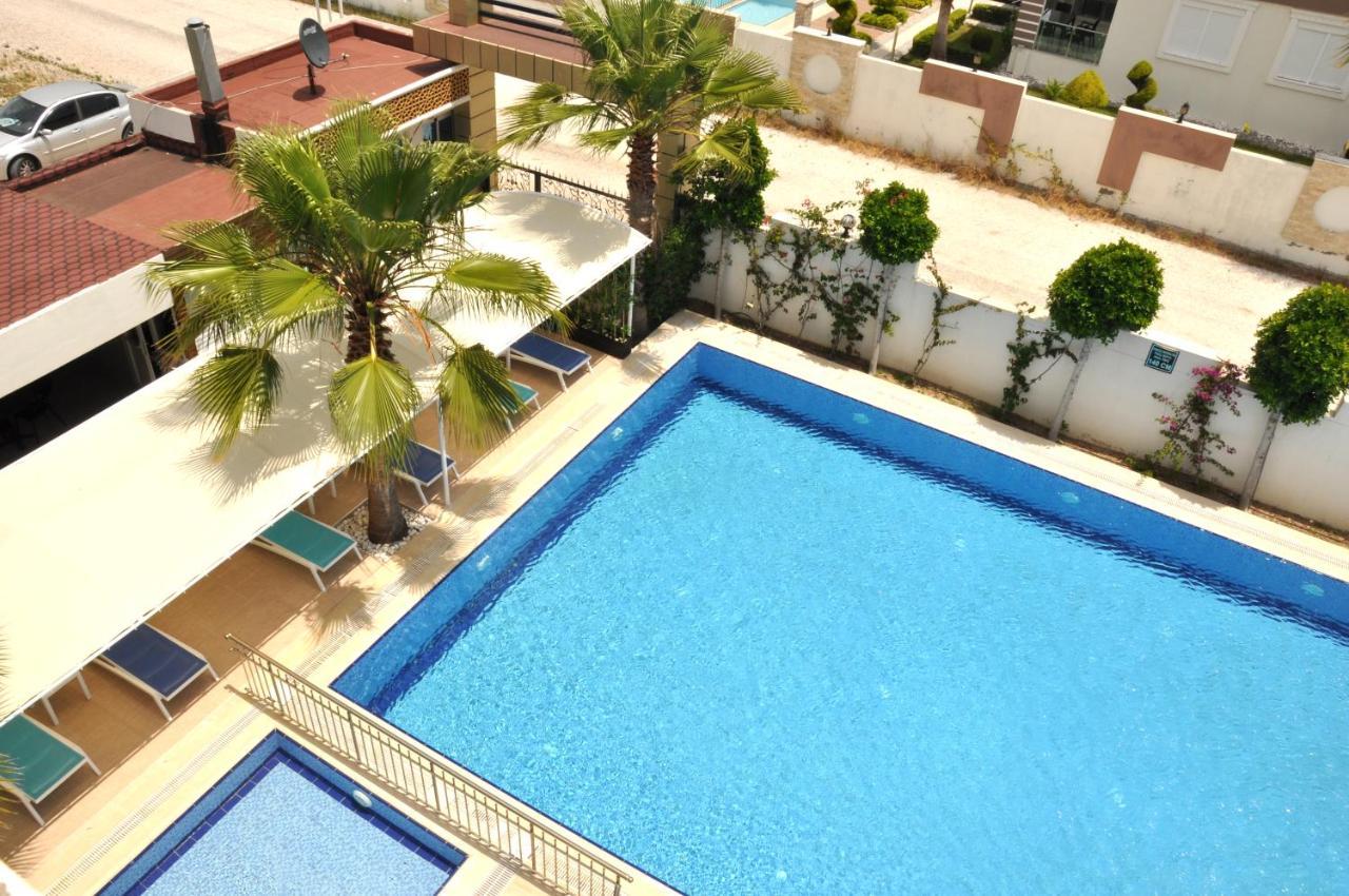 Aparthotel Happy Family 3*
