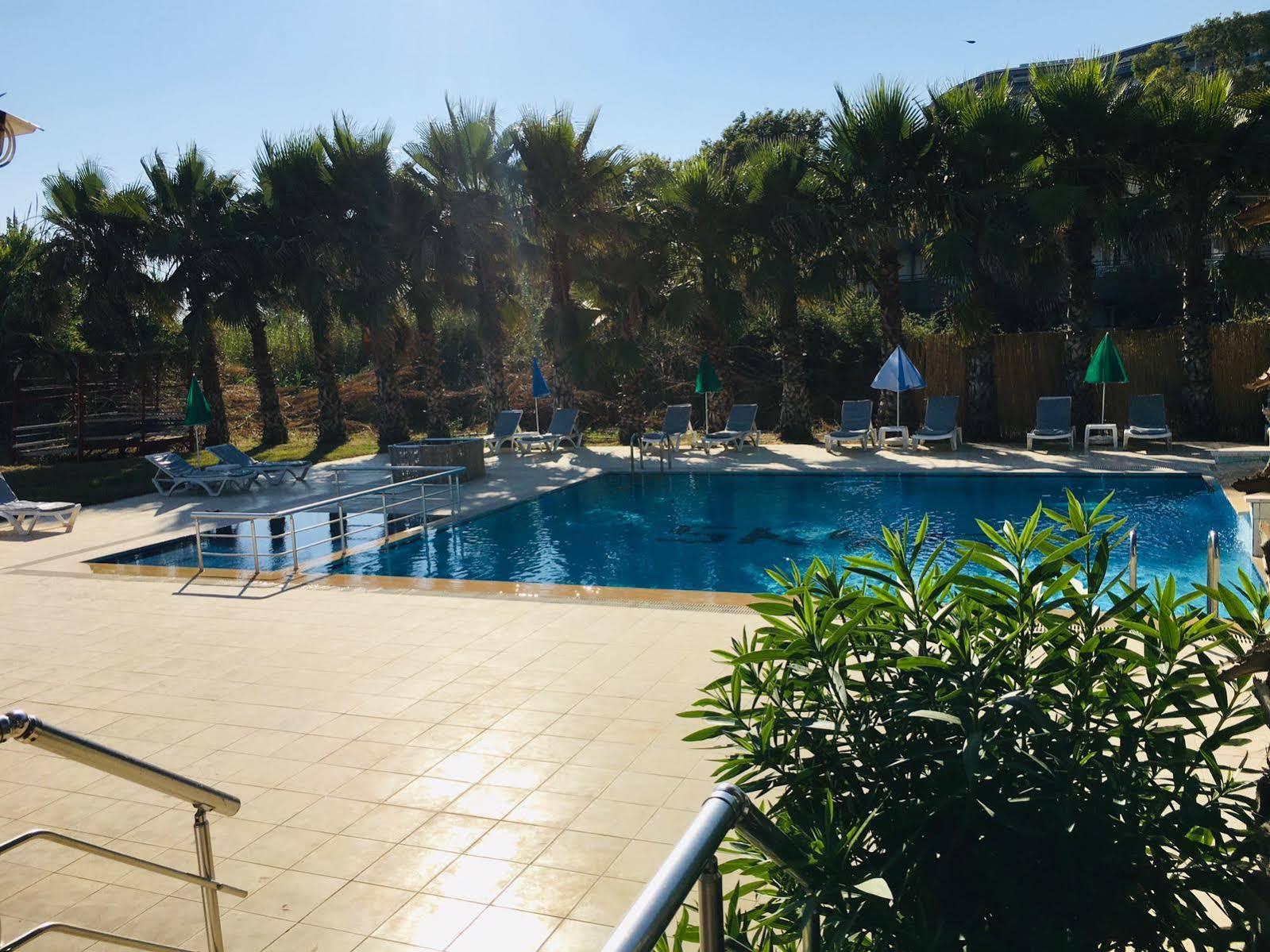 Hotel Skys 3*