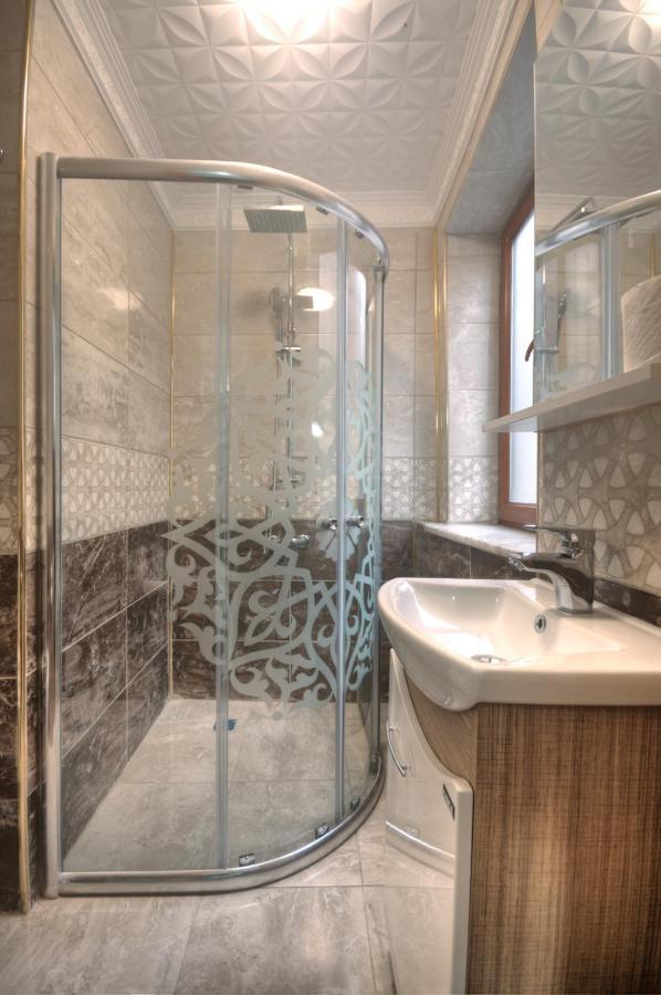Hotel Mitra Downtown 3*