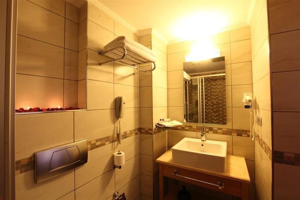 Venera Old Hotel 4*