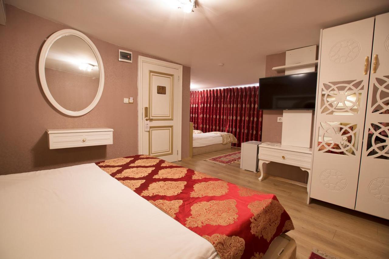 Queens Land Hotel 2*