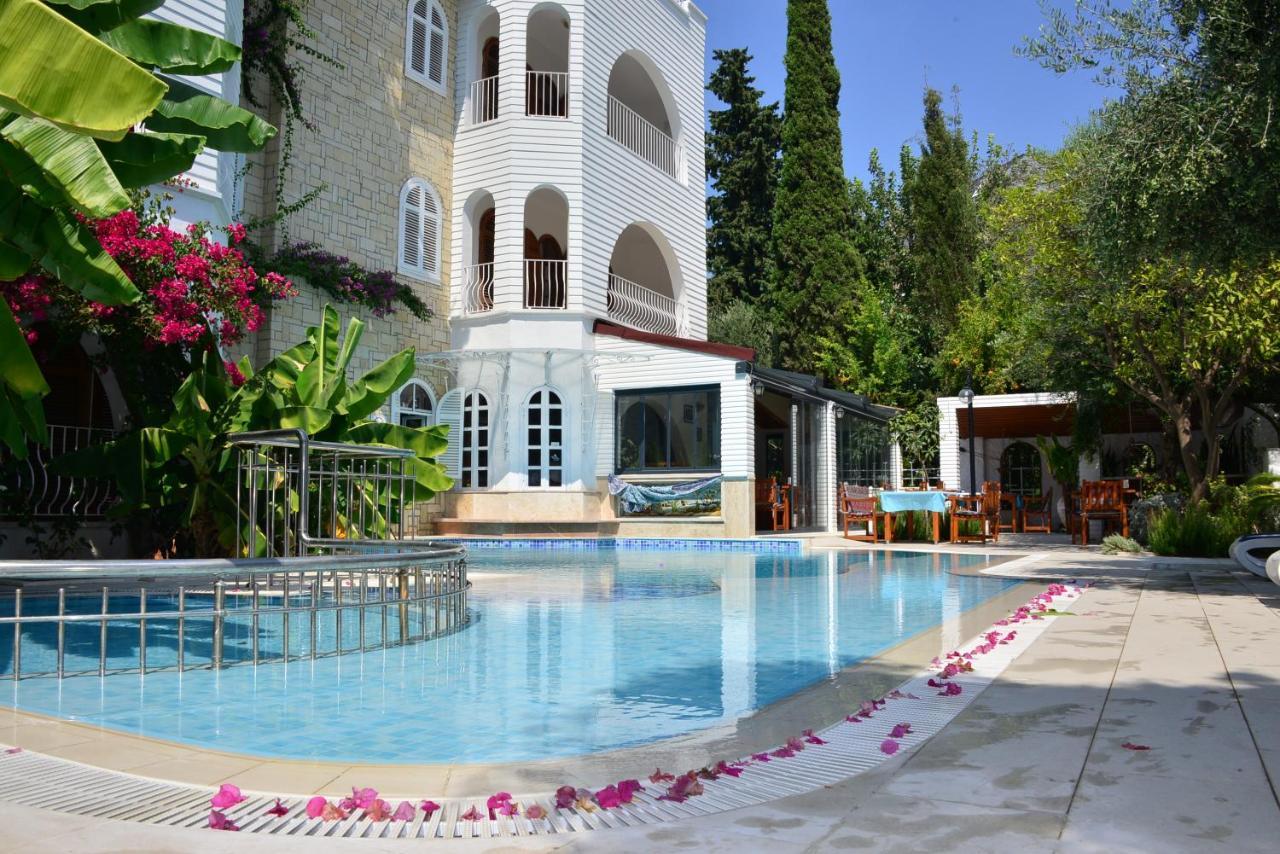Aquarius Aparthotel Side