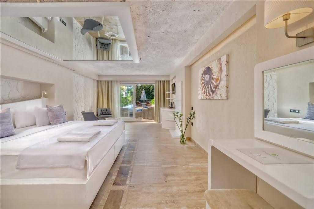Hotel Peninsula Gardens (adults Only) 5*