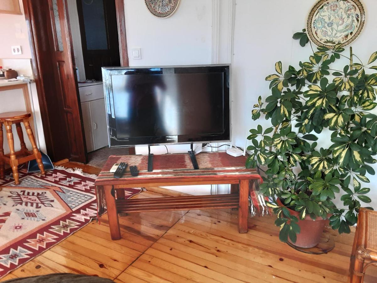 House Apartment Side