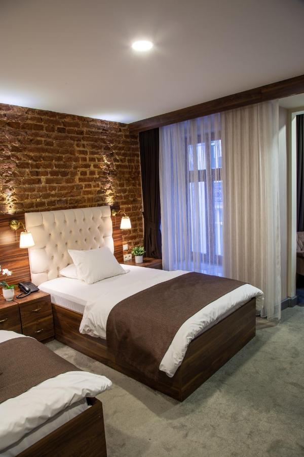 Hotel Karakoey 2*