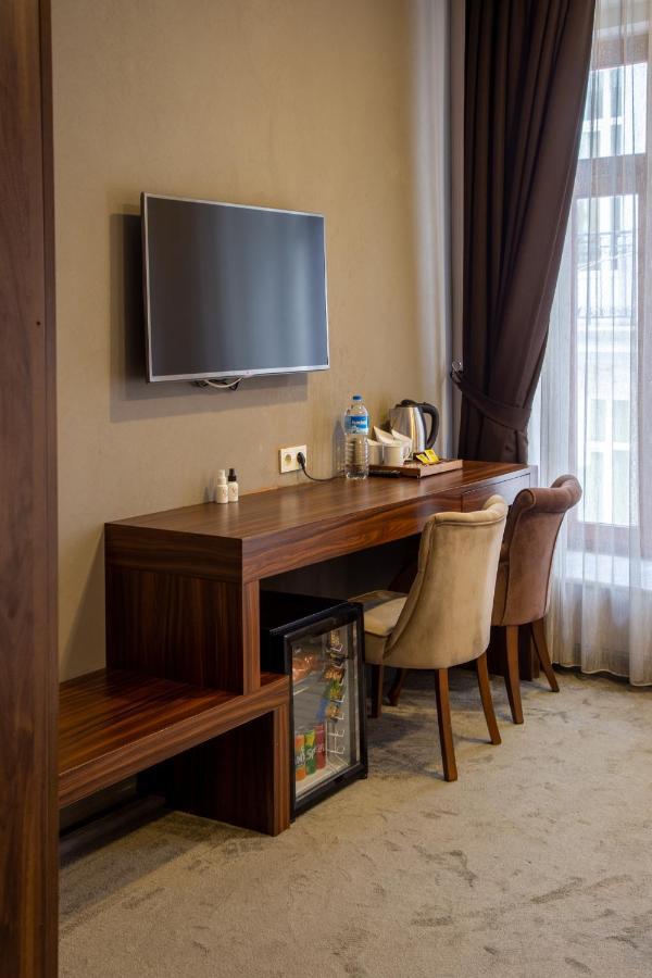 Hotel Karakoey 2*